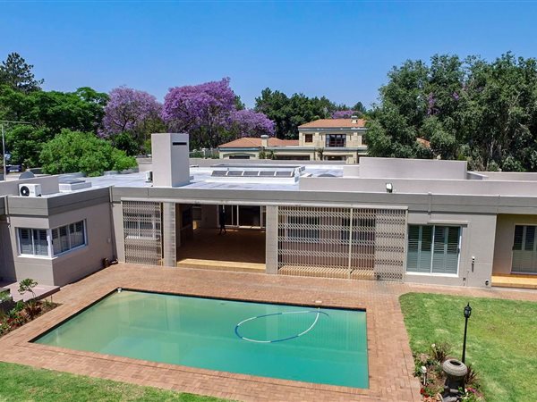 5 Bedroom House 5 Bedroom House