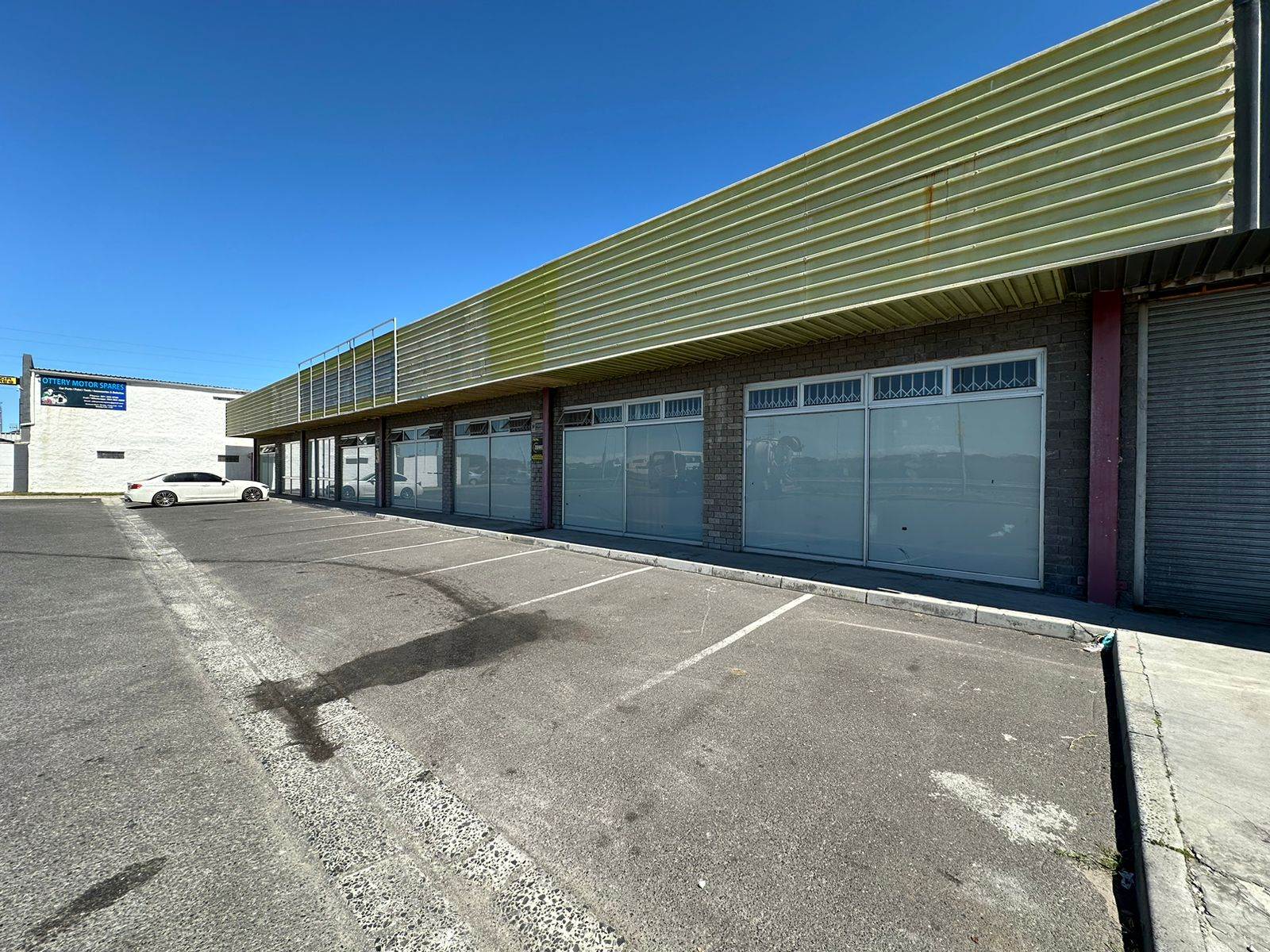 1000  m² Commercial space in Ottery photo number 4