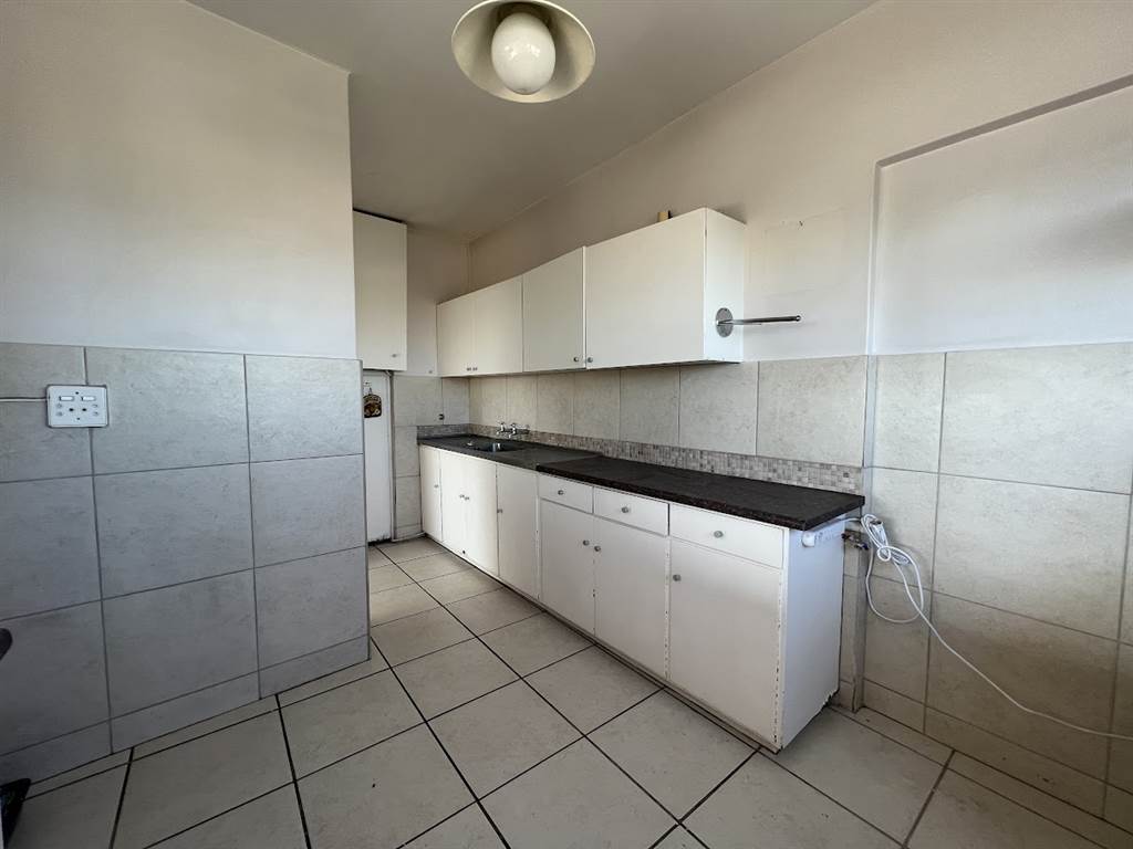 2 Bed Apartment in Strand Central photo number 7