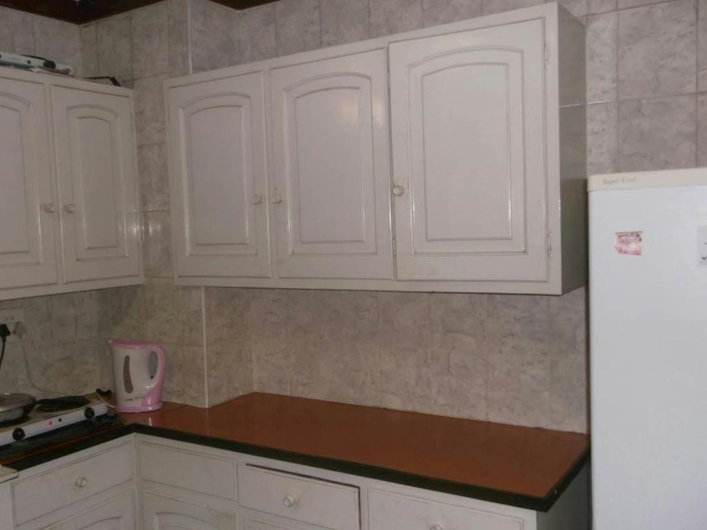 3 Bed Apartment in Sunnyside photo number 6