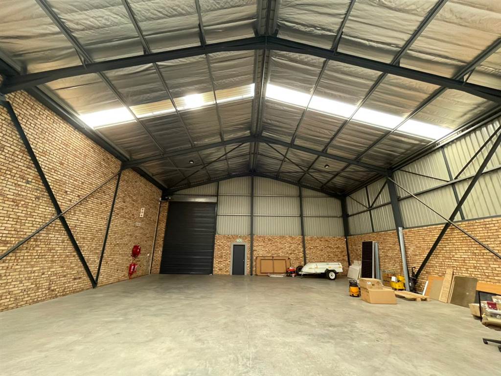 515  m² Industrial space in Bartlett photo number 11