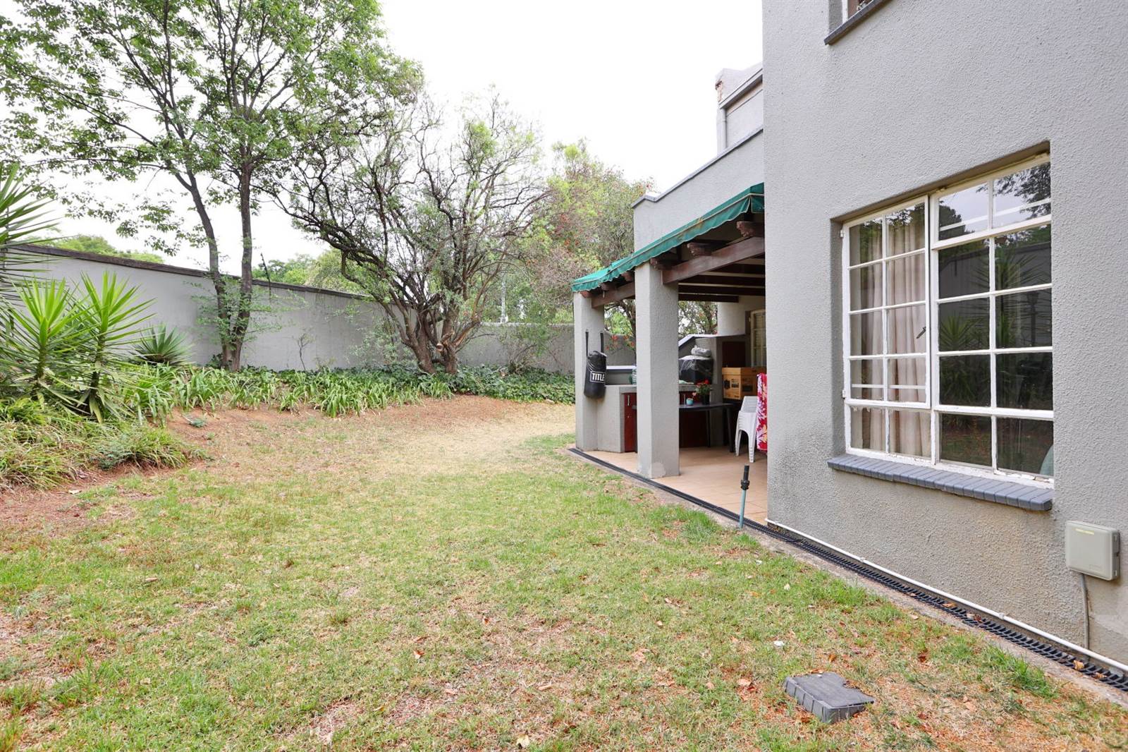 2 Bed Apartment in Woodmead photo number 13