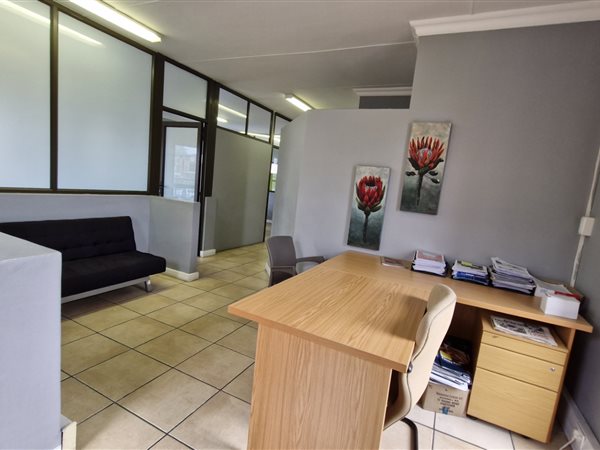 110 m² Commercial space 110 m² Commercial space