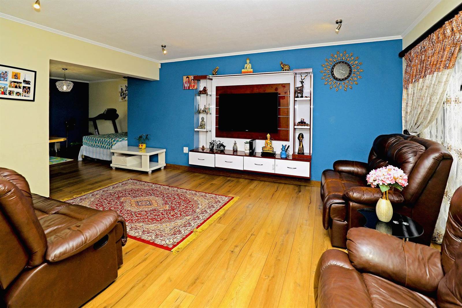 3 Bed House in Sandown photo number 5