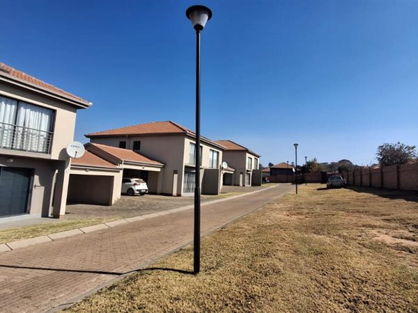 3 Bedroom House 3 Bedroom House