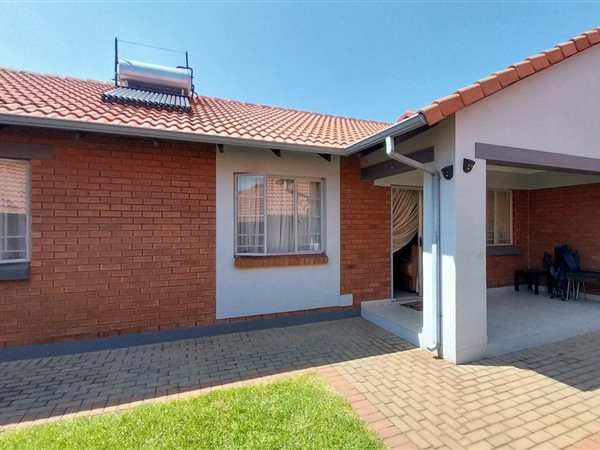 3 Bed Townhouse