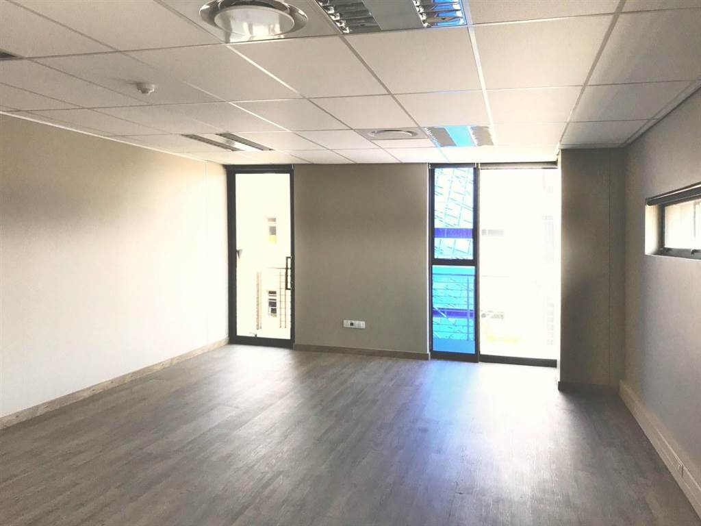 157  m² Office Space in Bedfordview photo number 6