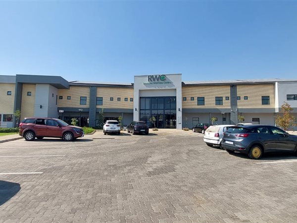 46  m² Commercial space