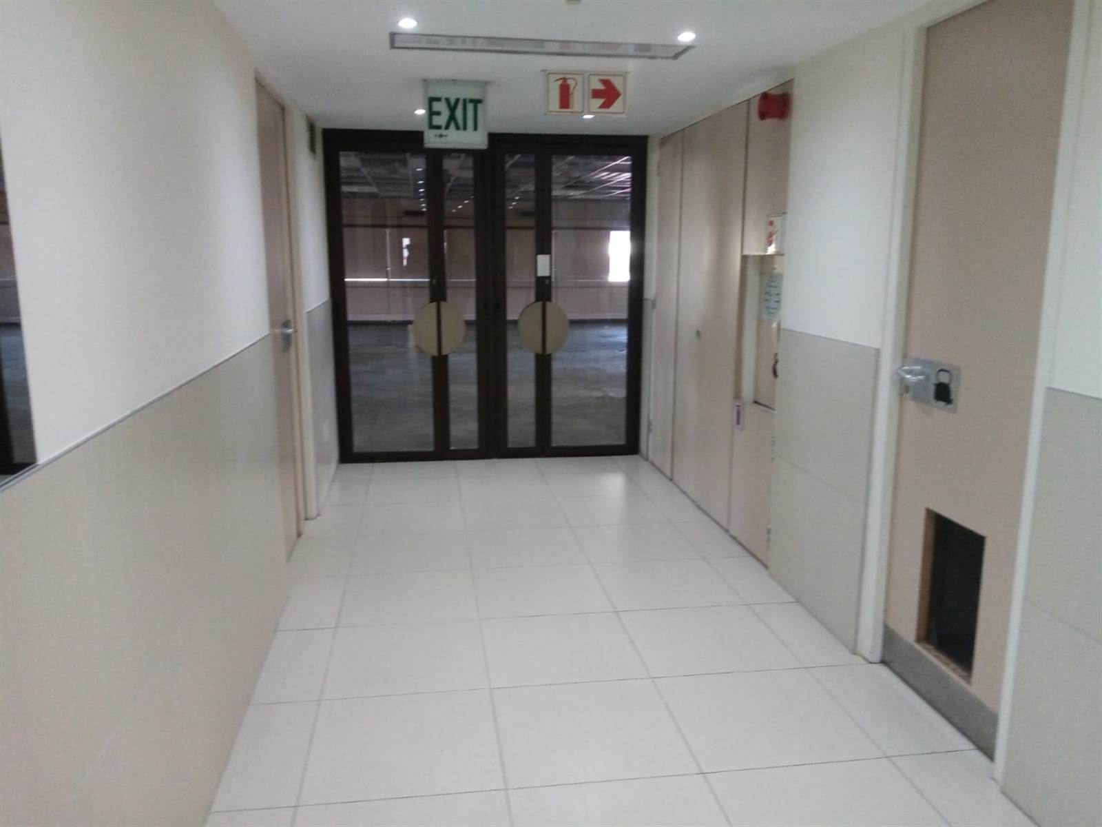 1140  m² Commercial space in Bellville Central photo number 10