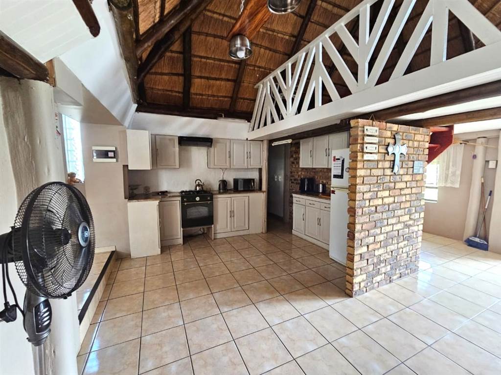 3 Bed House in Vaal Marina photo number 5