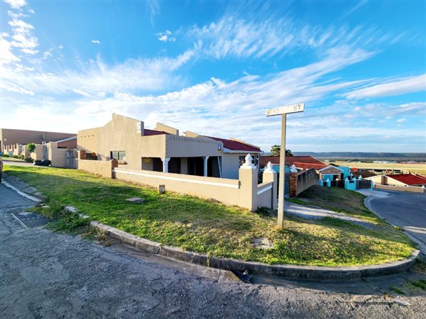 3 Bed House in Kwamagxaki