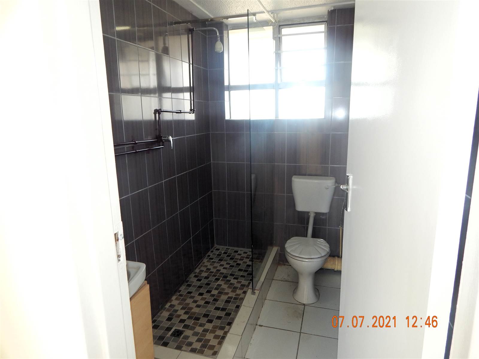 2 Bed Apartment in Doonside photo number 18