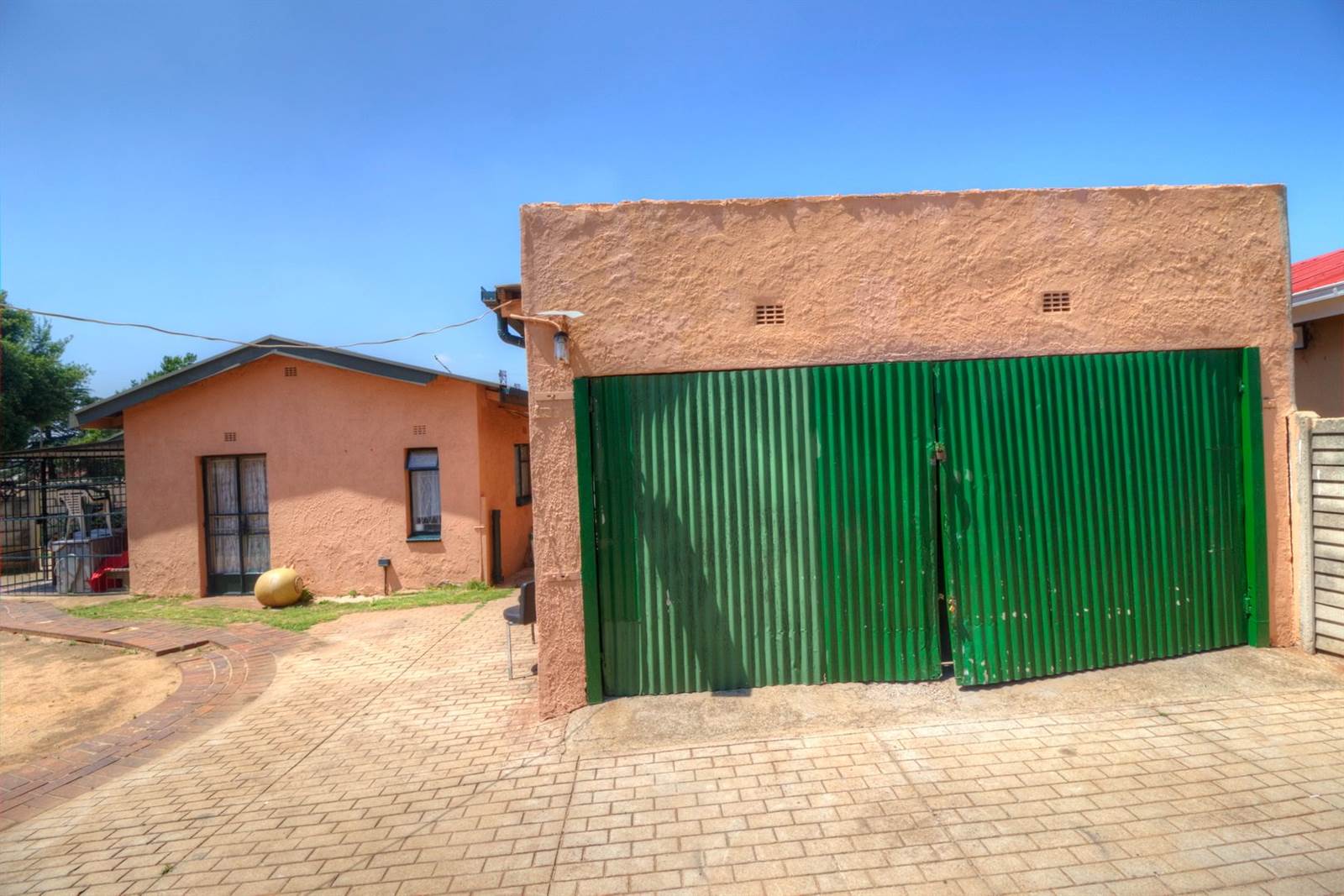 3 Bed House in Kempton Park West photo number 17