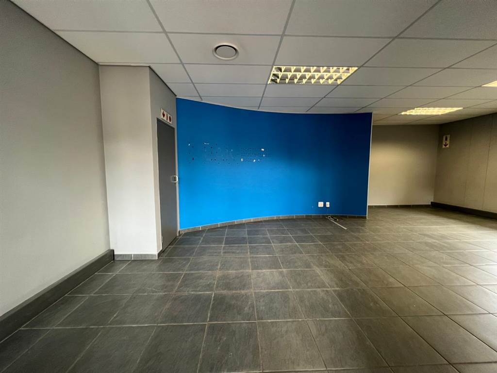 426  m² Commercial space in Ruimsig photo number 6