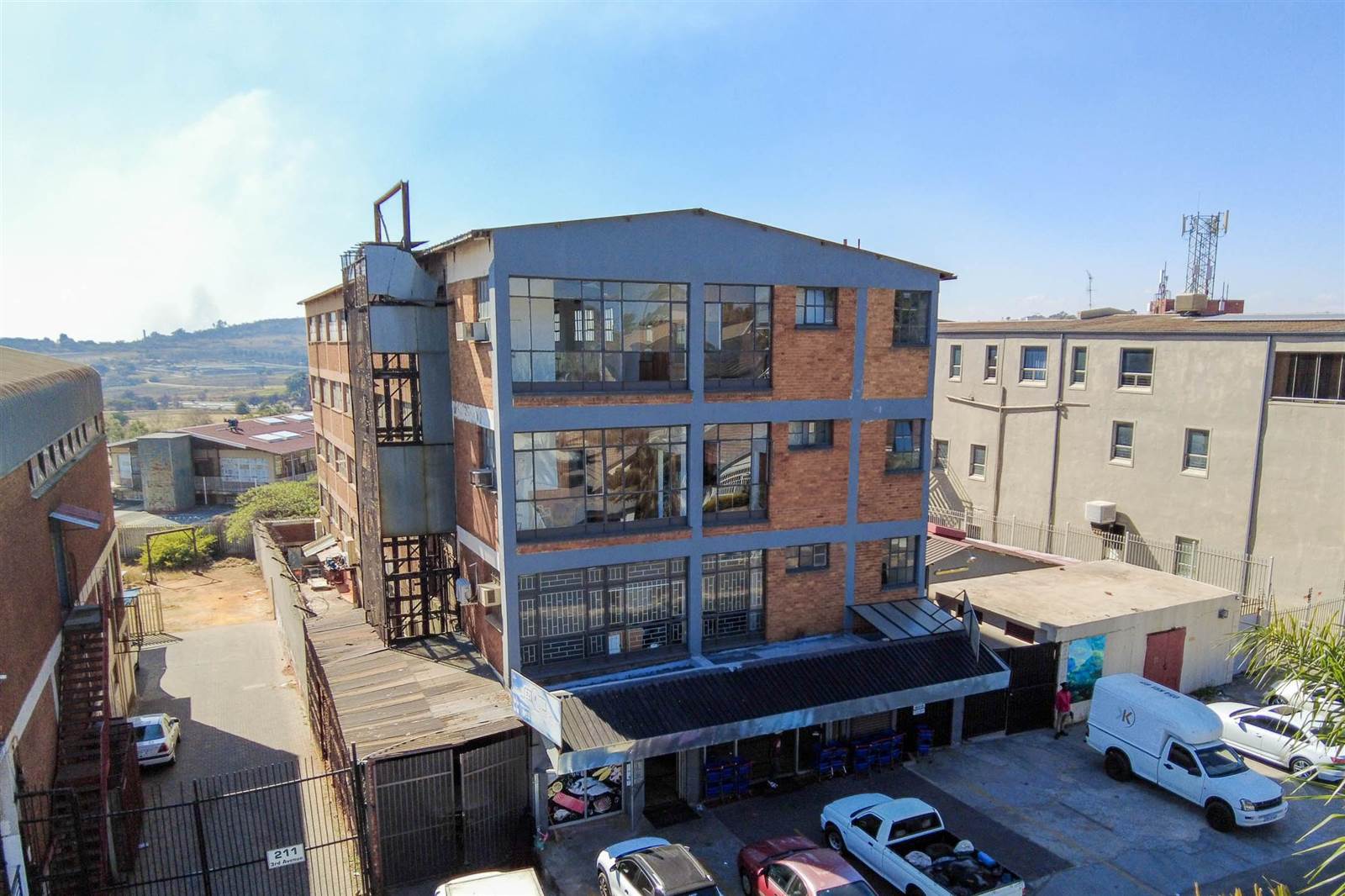 2970  m² Commercial space in Laudium photo number 1