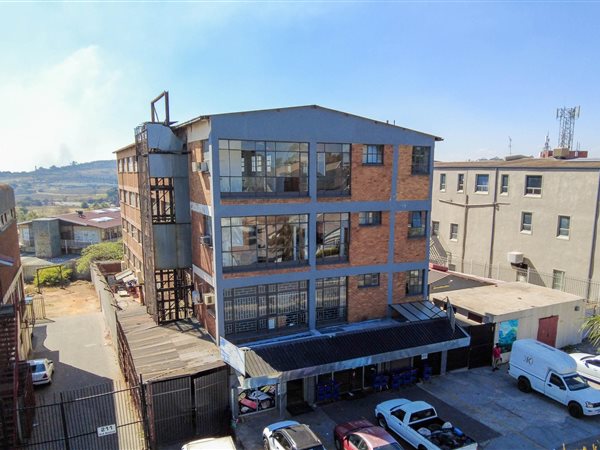 2970  m² Commercial space
