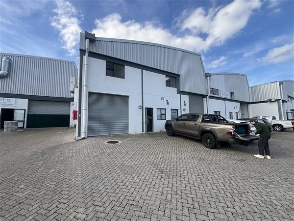 363 m² Industrial space 363 m² Industrial space