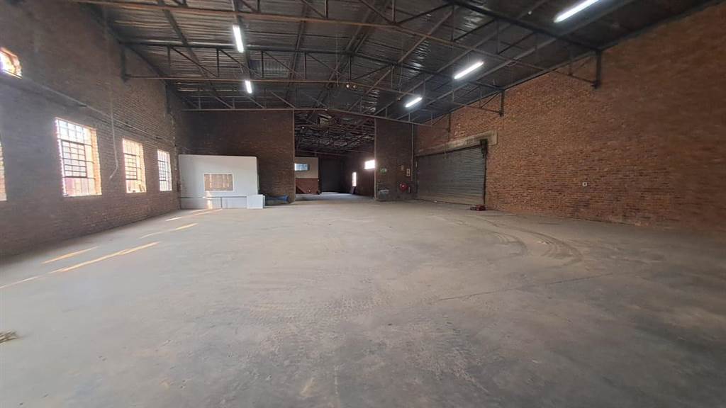1000  m² Industrial space in Silverton photo number 10