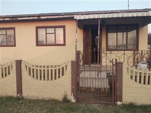 3 Bed House in Eldorado Park