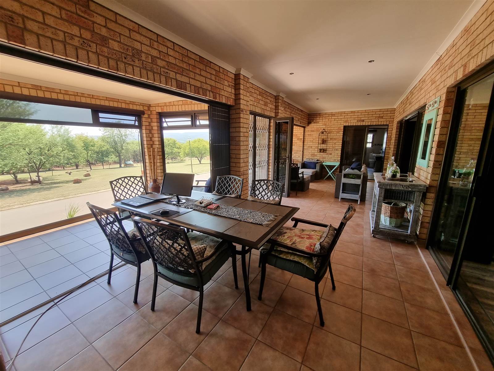 4 Bed House in Buffelspoort photo number 28