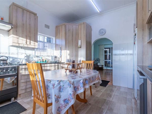 3 Bedroom House 3 Bedroom House