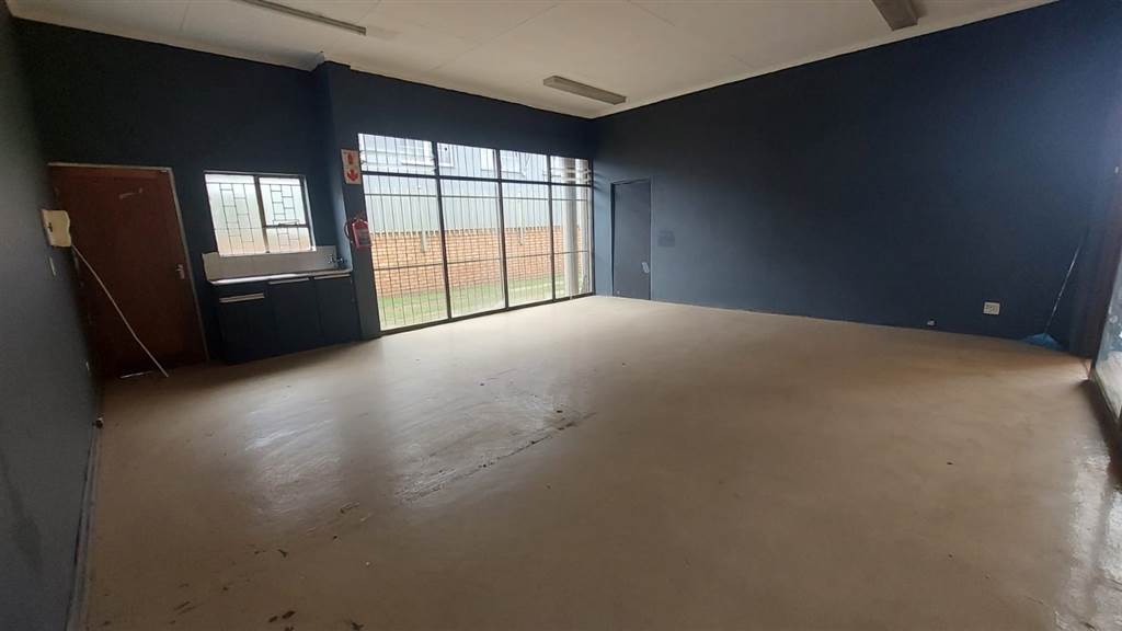 52.94  m² Commercial space in Lydenburg photo number 5