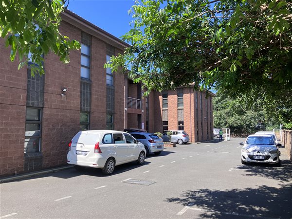 234  m² Commercial space in Athlone Park