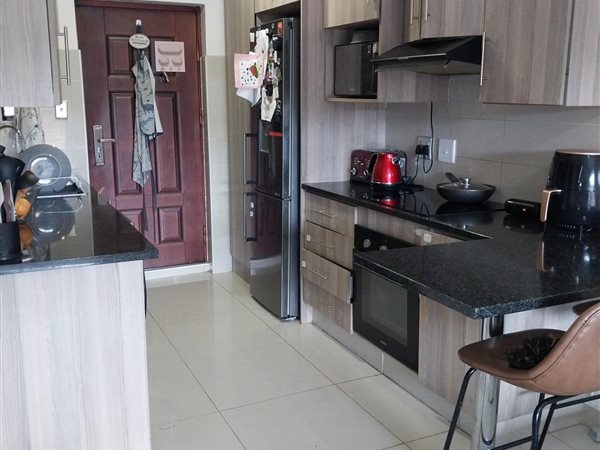 2 Bed Apartment in Fairleads