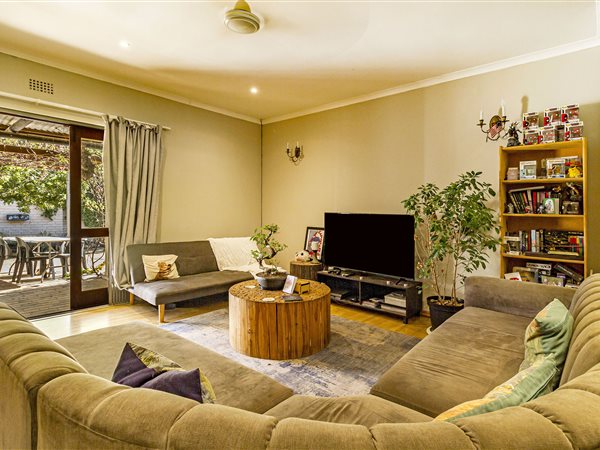 2 Bedroom Townhouse 2 Bedroom Townhouse