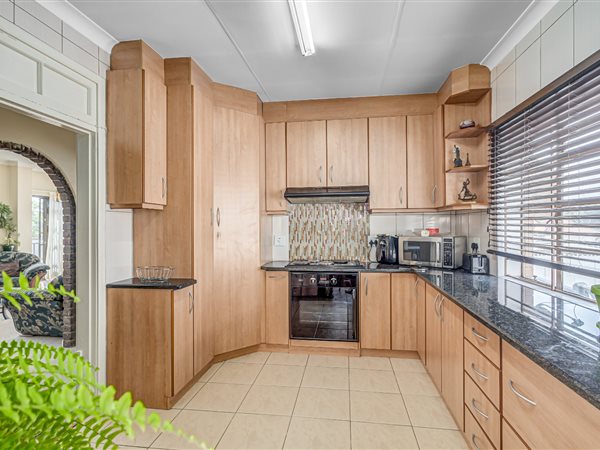 2 Bedroom House 2 Bedroom House