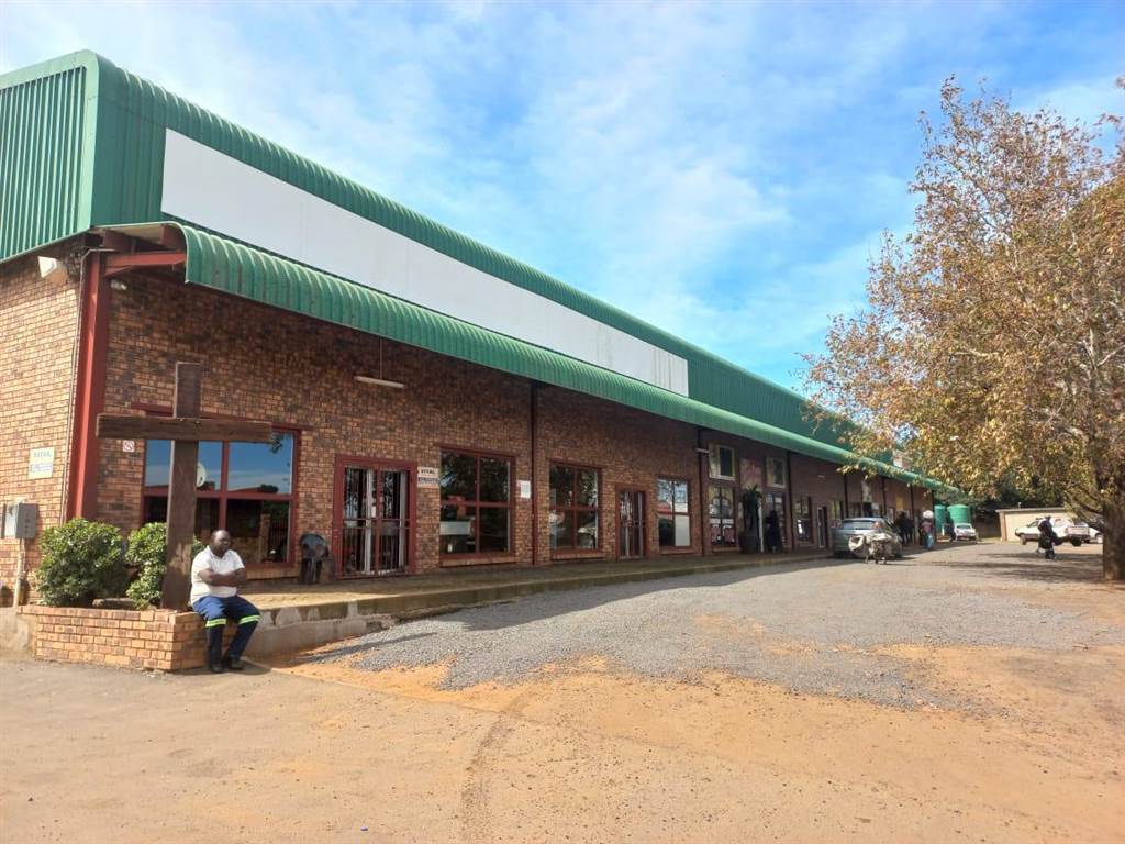 5394  m² Commercial space in Witbank Central photo number 3