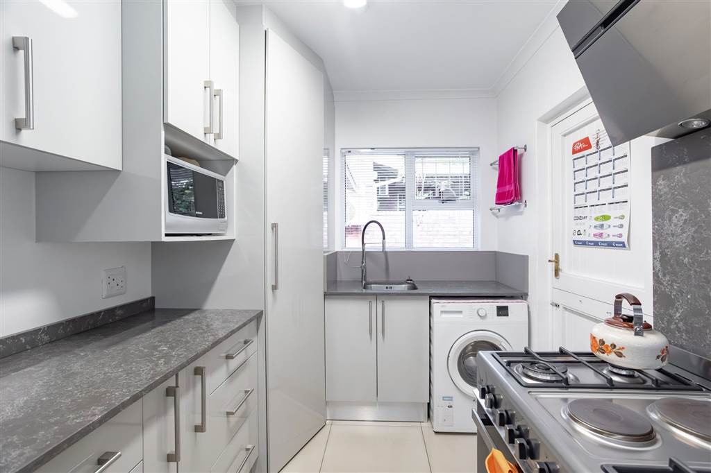 3 Bed Townhouse for sale in Cowies Hill T4782954 Private Property