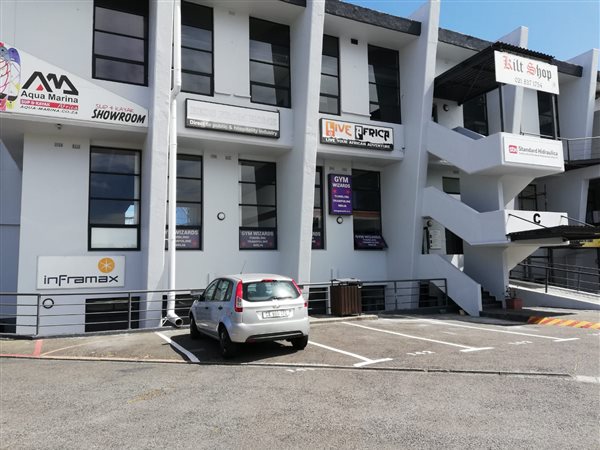 254  m² Commercial space