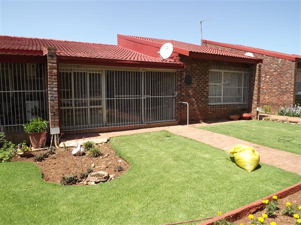 2 Bed Townhouse in Ellaton