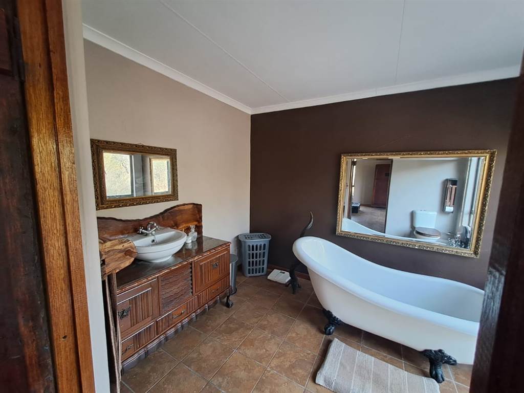 2 Bed House in Thabazimbi photo number 27