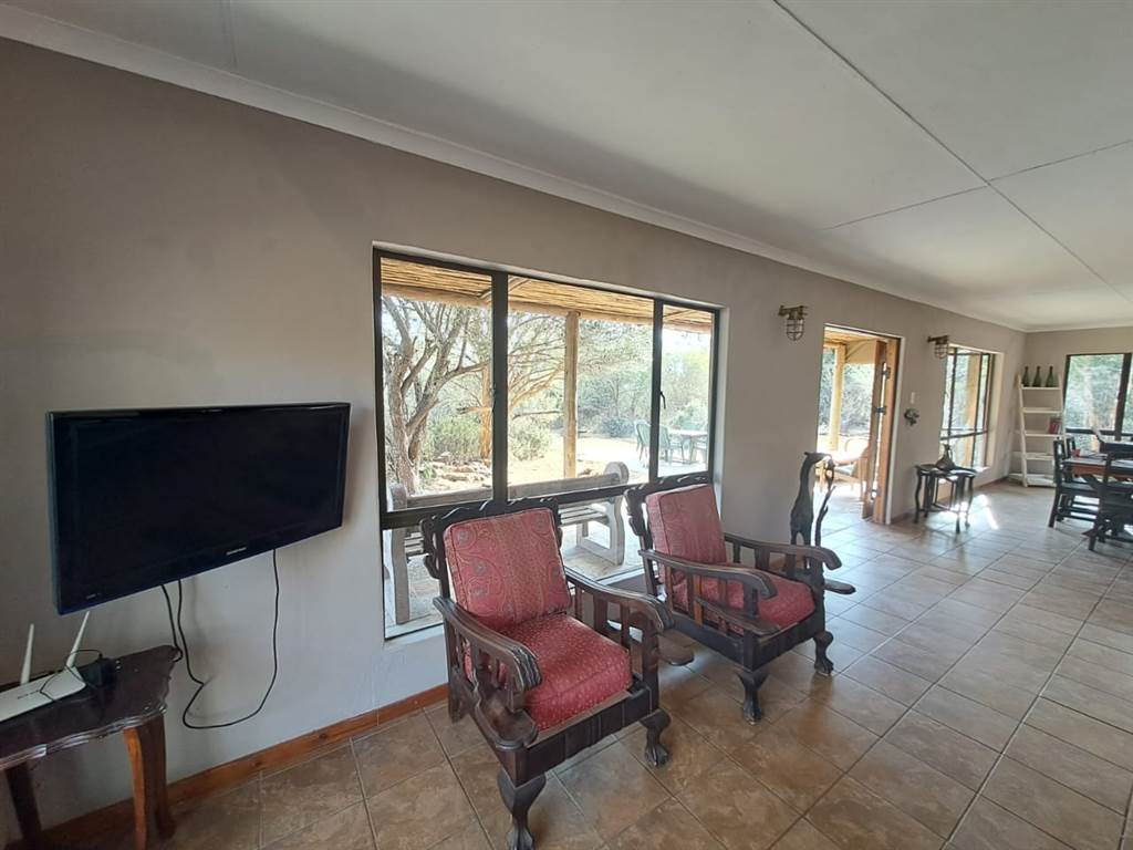 2 Bed House in Thabazimbi photo number 10