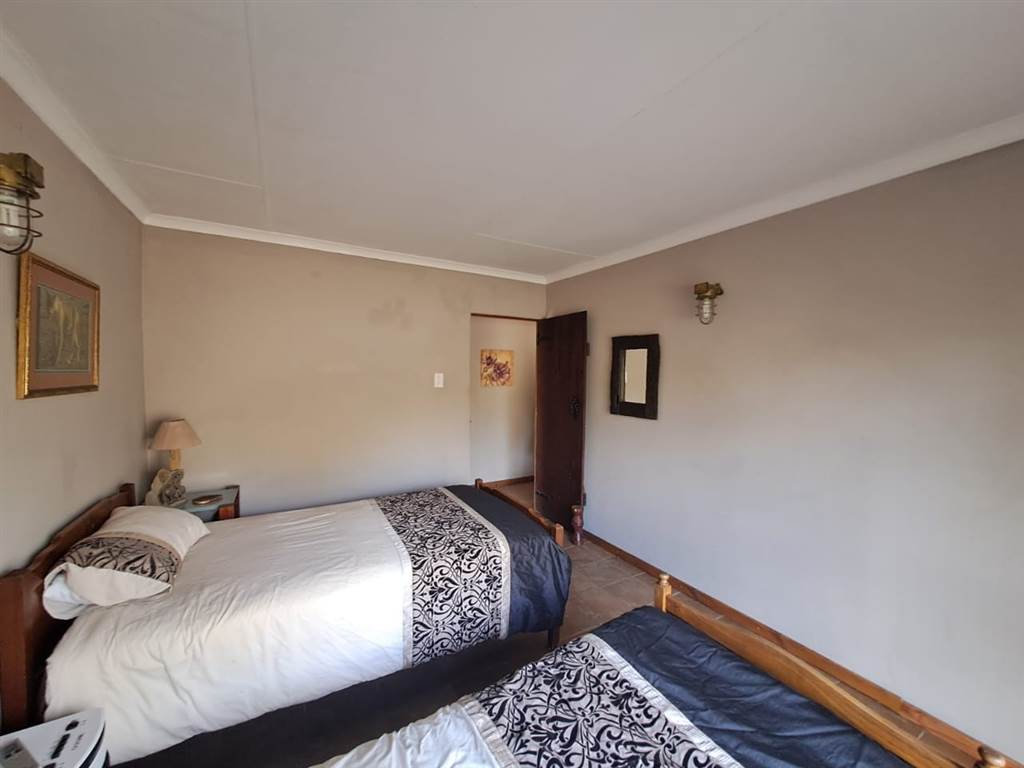 2 Bed House in Thabazimbi photo number 19