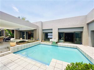 4 Bed House in Benmore Gardens