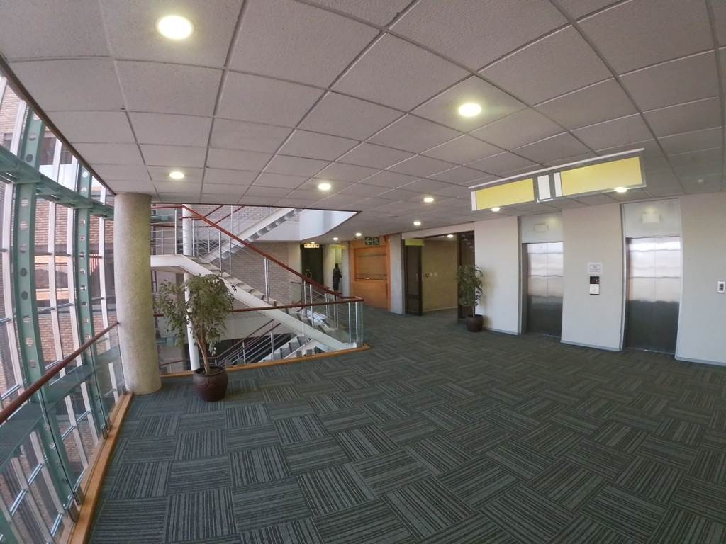 318  m² Commercial space in Bedfordview photo number 4