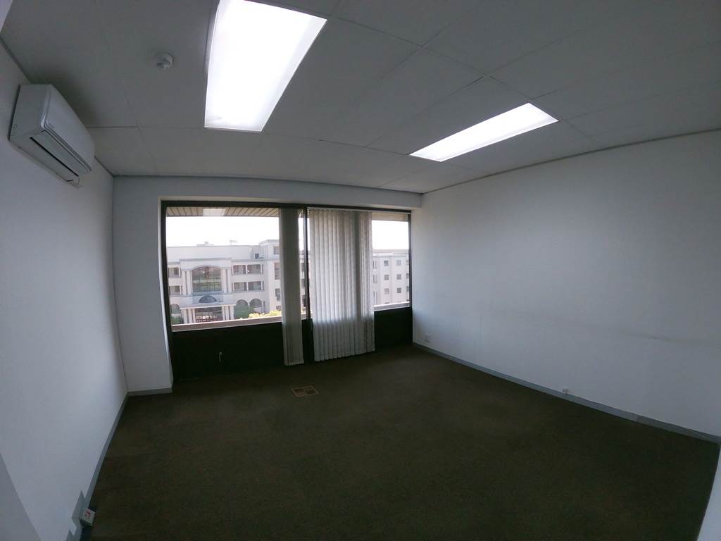 318  m² Commercial space in Bedfordview photo number 9