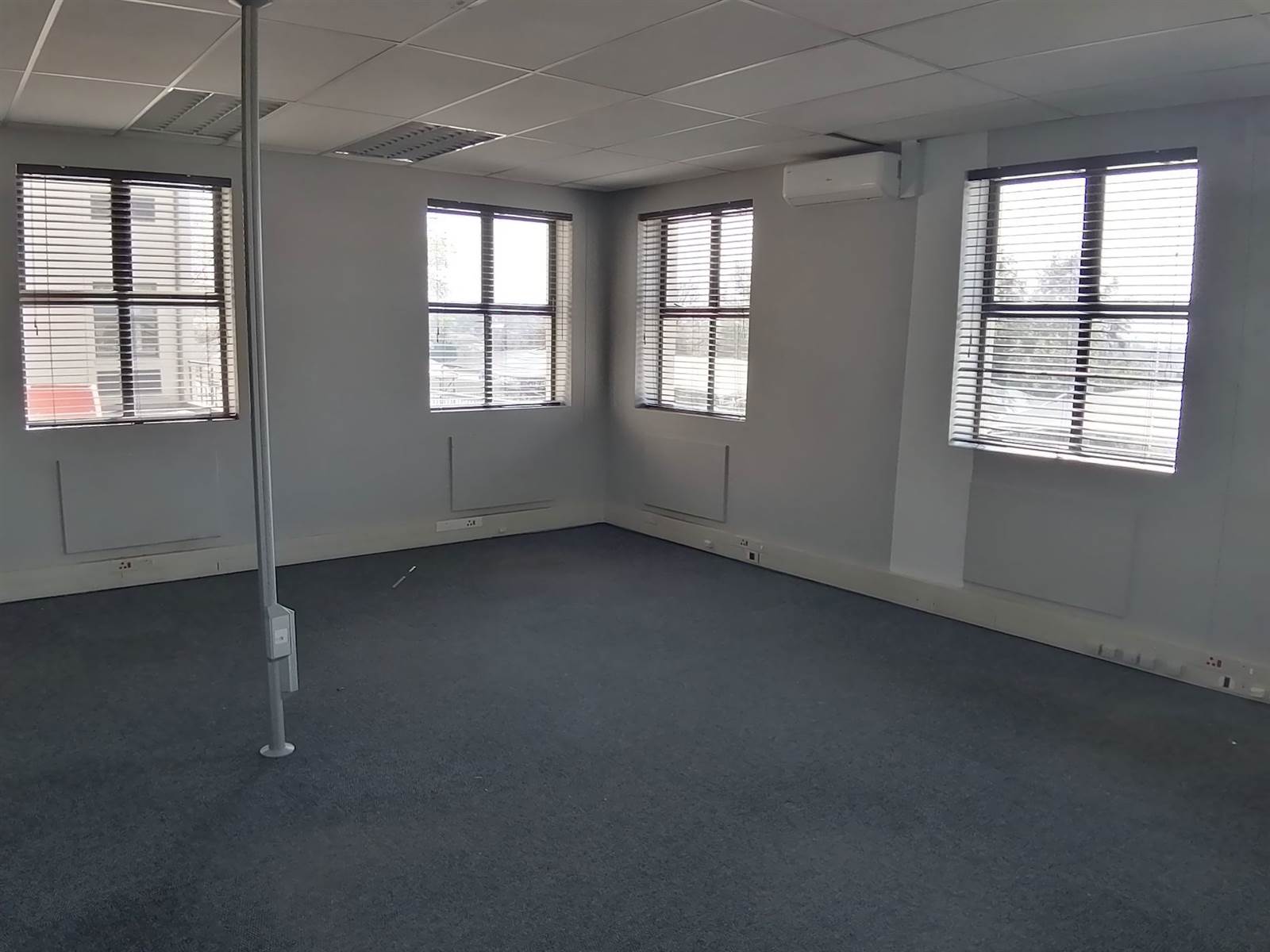 236  m² Office Space in Meyersdal photo number 10