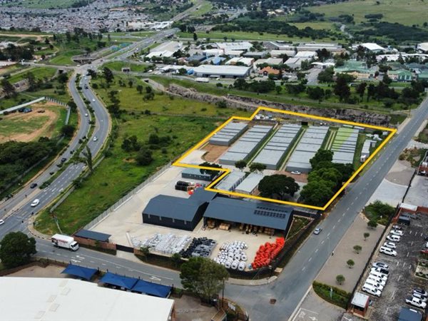 11 500  m² Industrial space