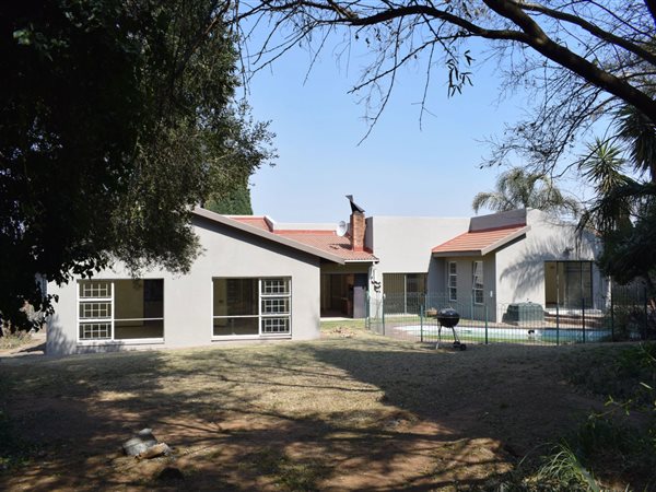 3 Bedroom House 3 Bedroom House