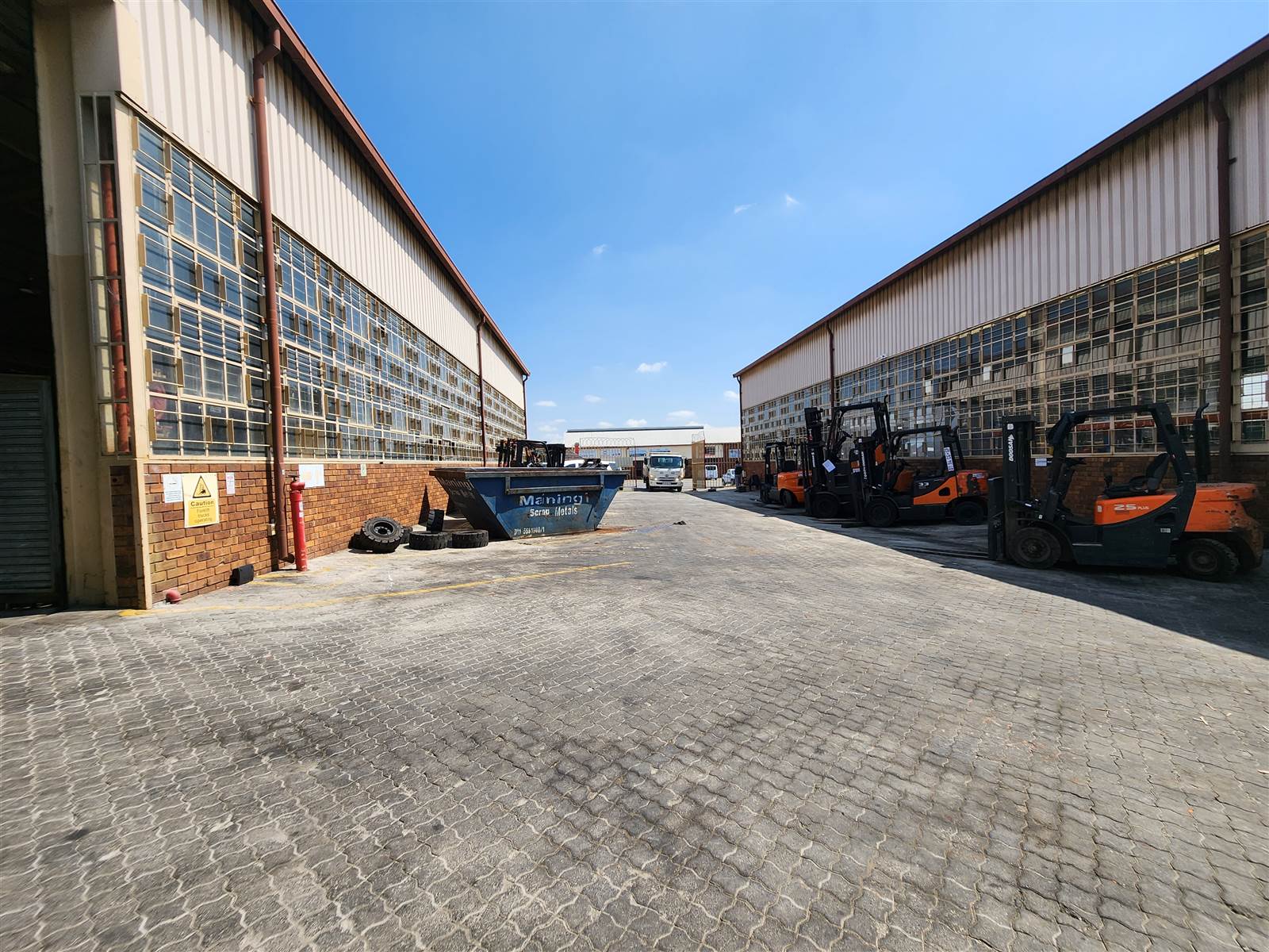 2530  m² Industrial space in Chloorkop photo number 11