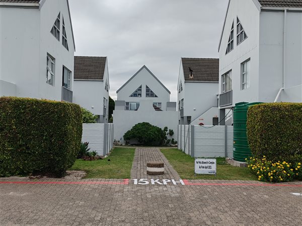 2 Bed Apartment in Blouberg Sands