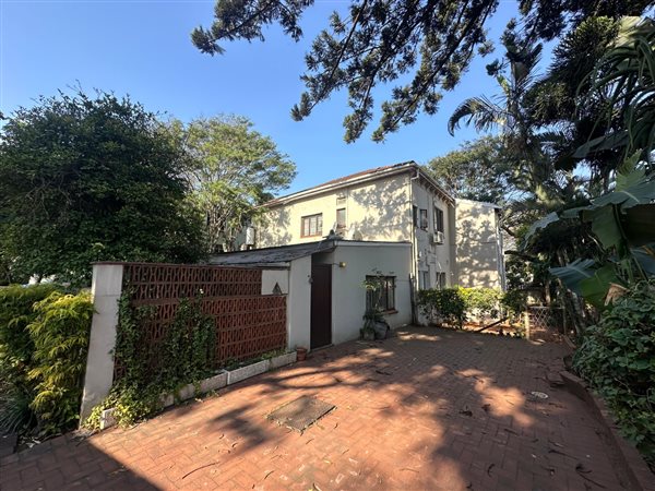 3.5 Bedroom Townhouse 3.5 Bedroom Townhouse