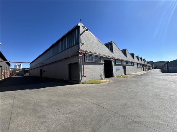 4 280 m² Industrial space 4 280 m² Industrial space