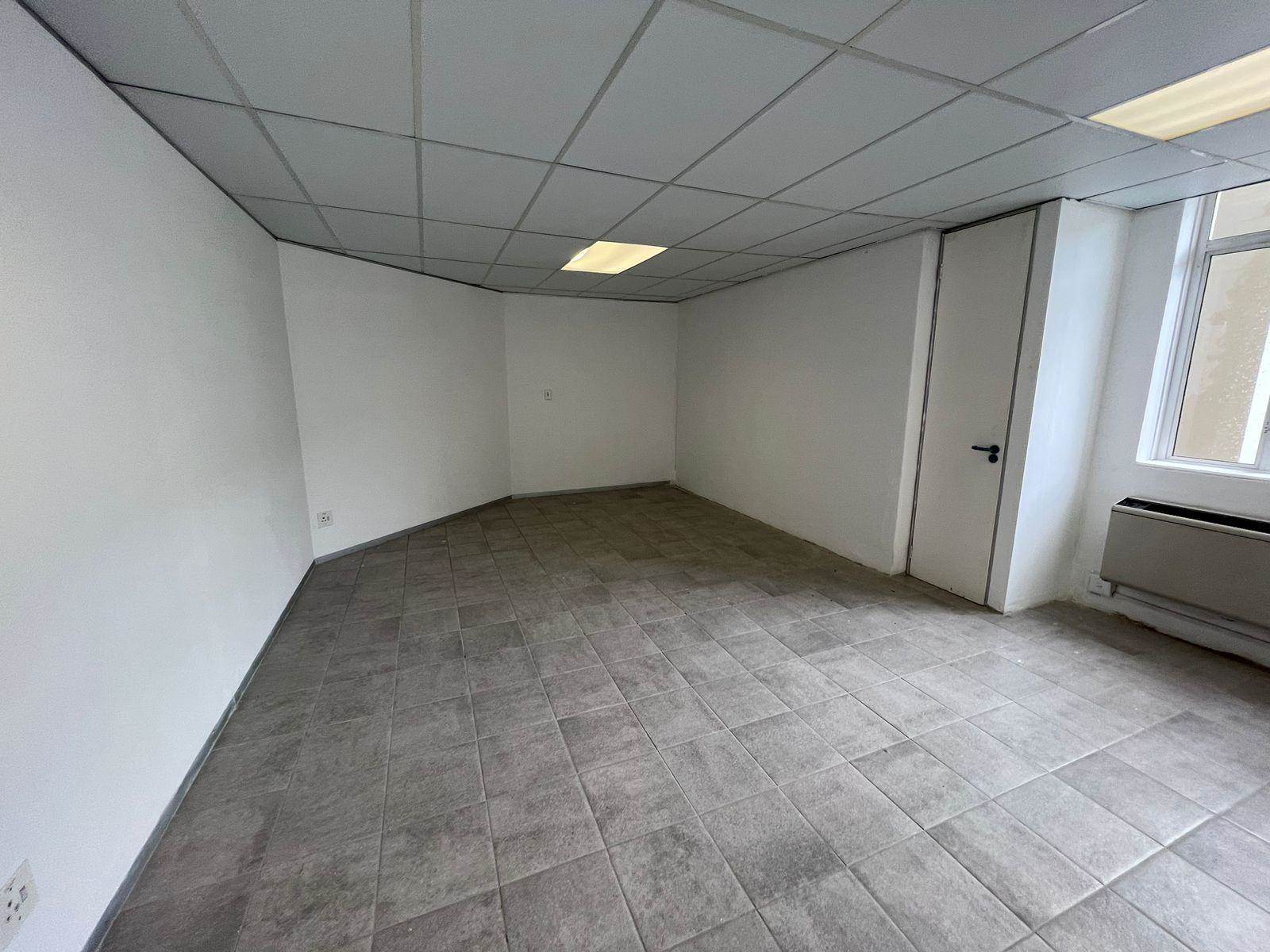 89  m² Commercial space in Illovo photo number 16