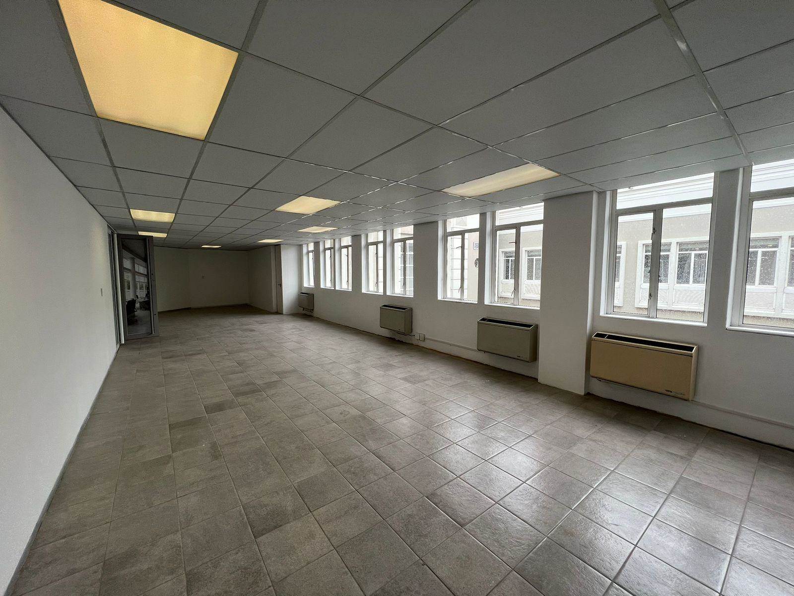 89  m² Commercial space in Illovo photo number 7