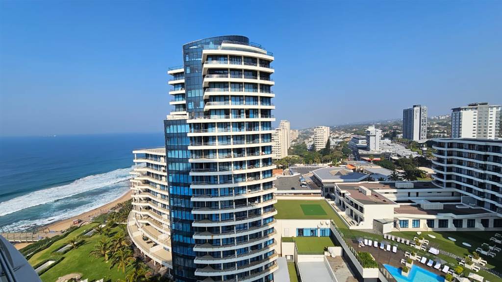 3 Bed Penthouse in Umhlanga Rocks photo number 1